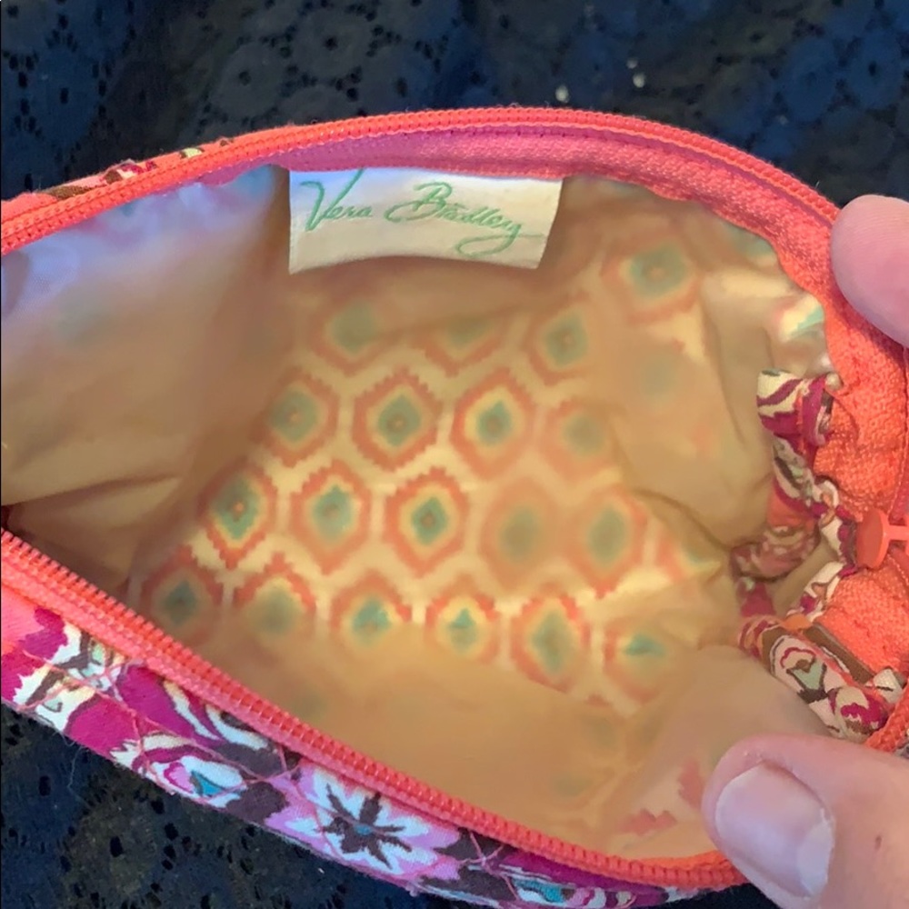 Pink Vera Bradley small makeup bag - Picture 3 of 3
